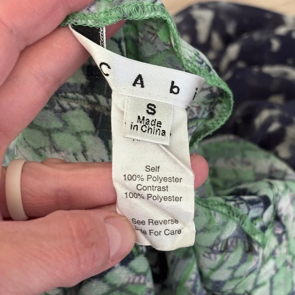 Cabi Reversible Midi Skirt Small Green Navy Snakeskin Abstract Smocked Waist 764